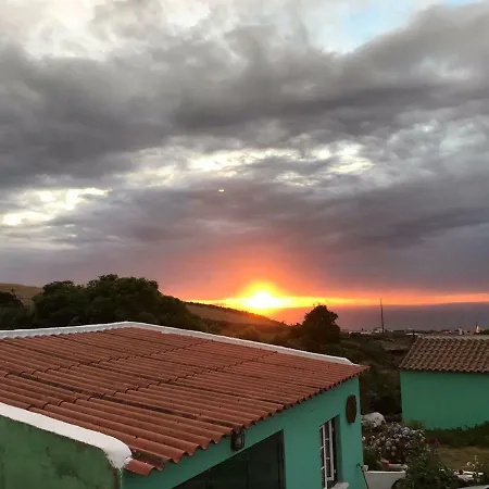 Casa Do Caminho Da * Altares